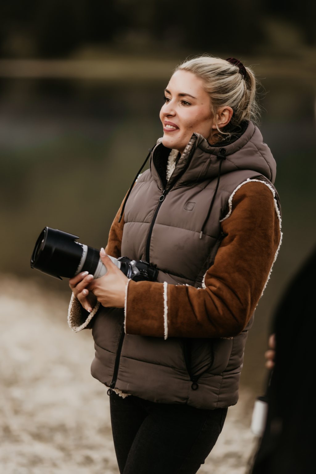 Laura Reinisch mit Kamera